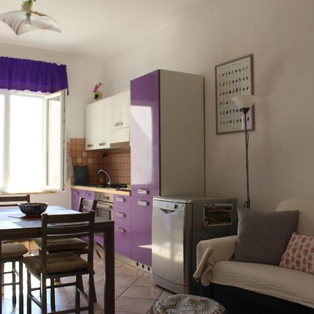 Lovely Sardinia Apartment Porto Torres Luaran gambar