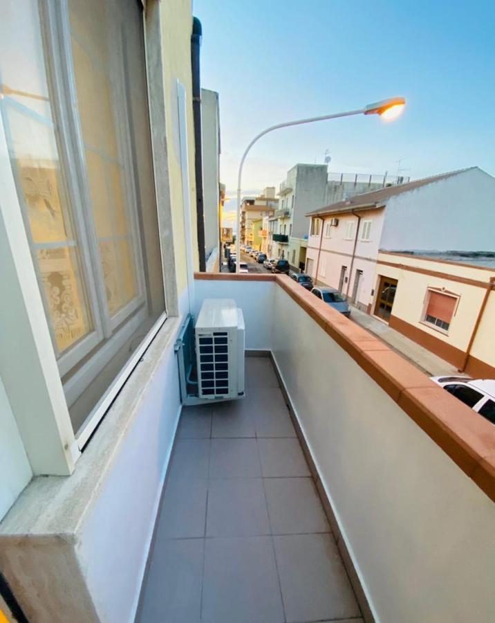 Lovely Sardinia Apartment Porto Torres Luaran gambar
