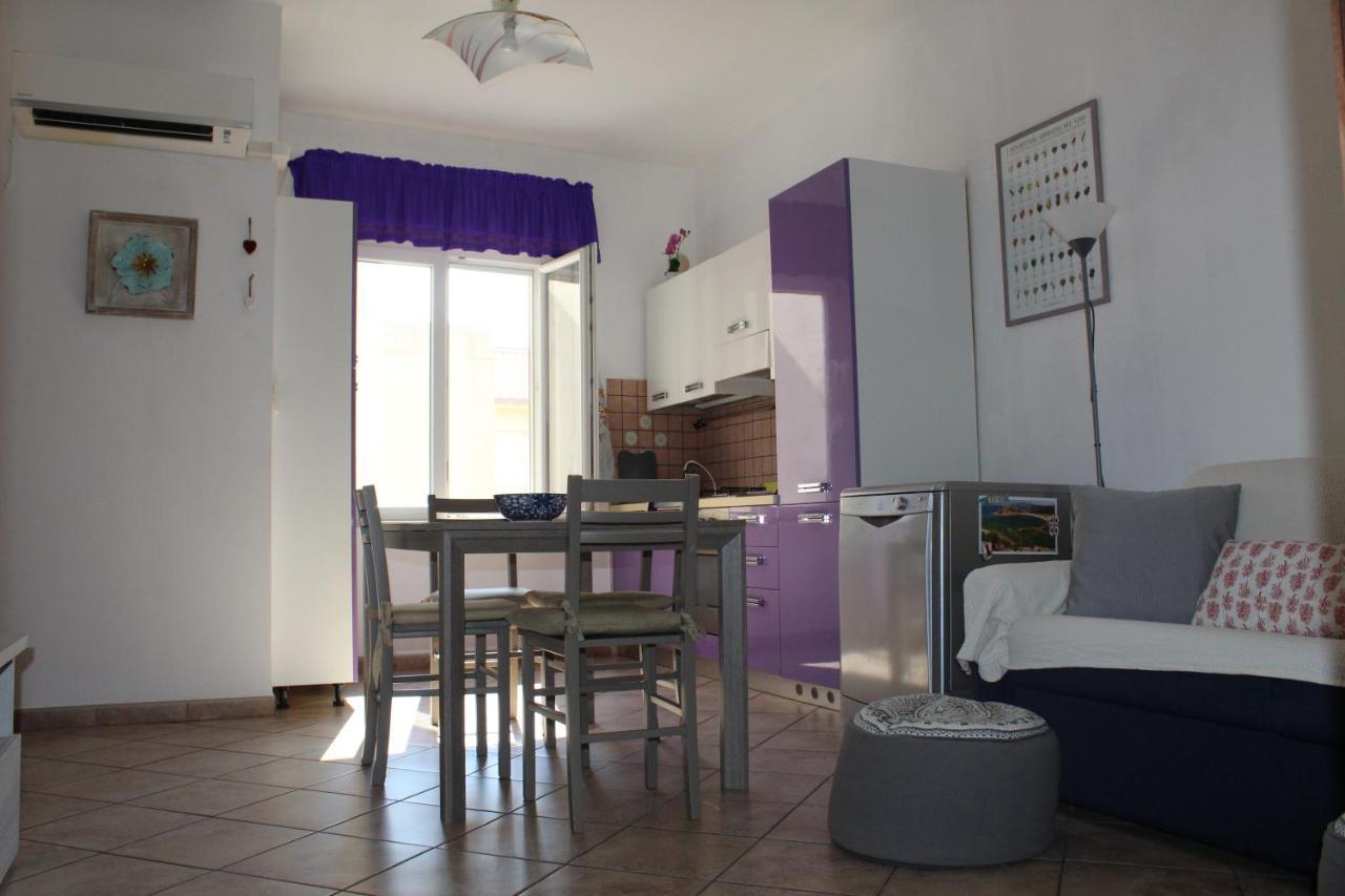 Lovely Sardinia Apartment Porto Torres Luaran gambar