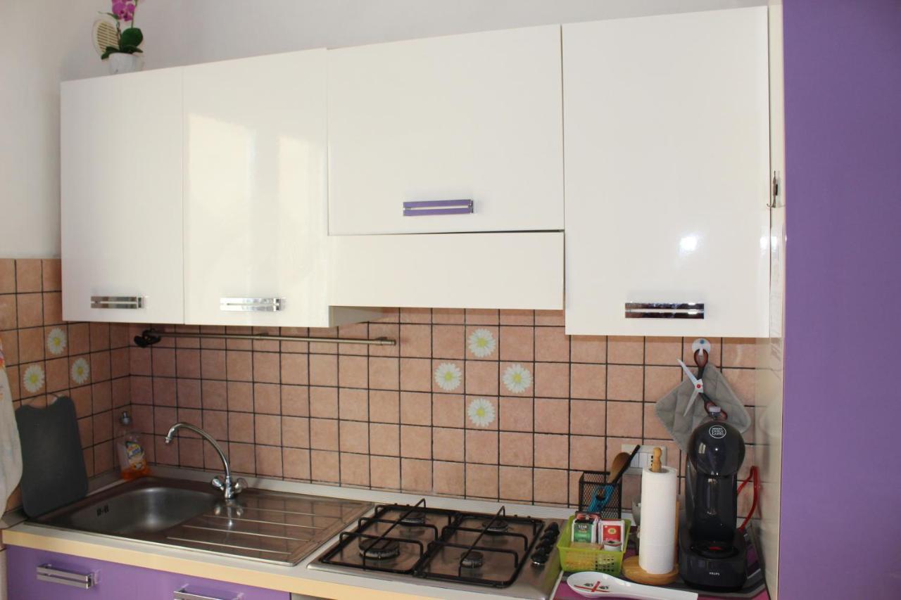 Lovely Sardinia Apartment Porto Torres Luaran gambar