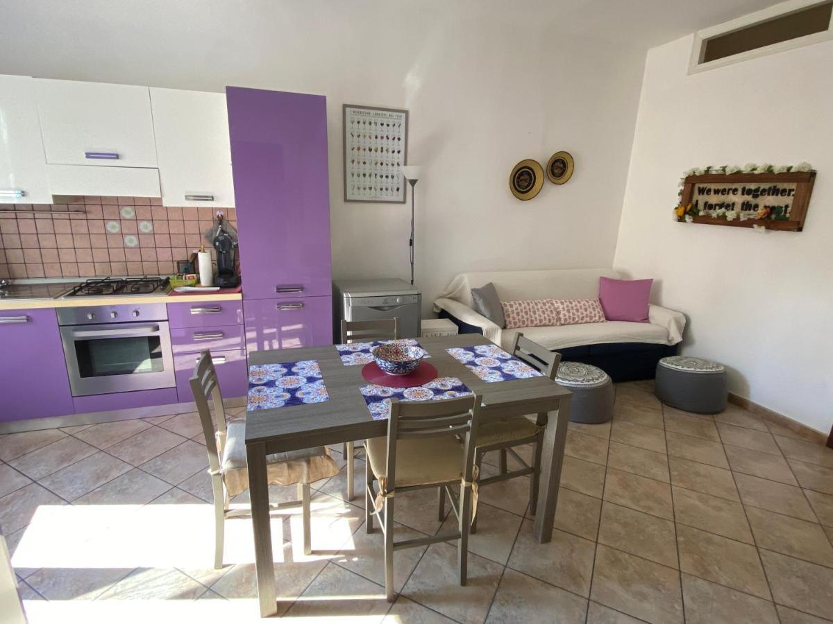Lovely Sardinia Apartment Porto Torres Luaran gambar