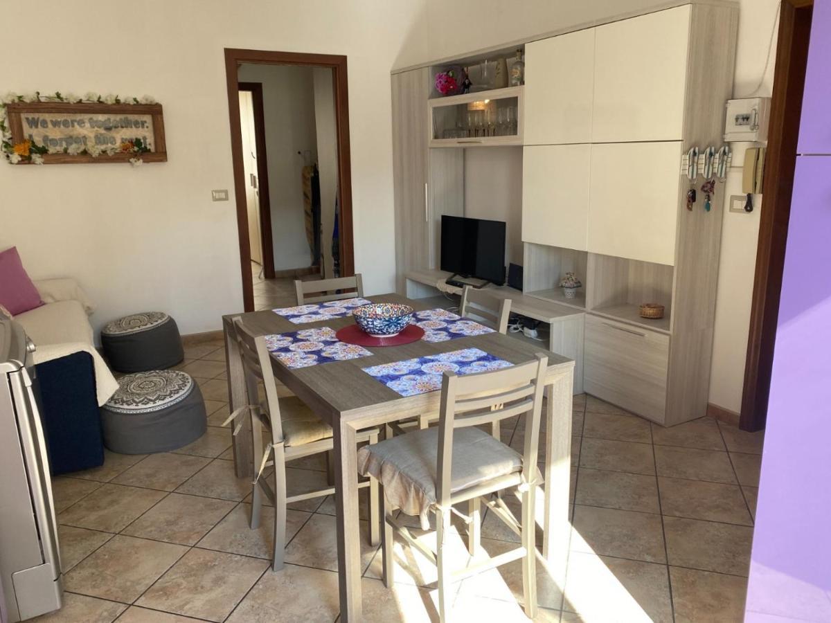 Lovely Sardinia Apartment Porto Torres Luaran gambar