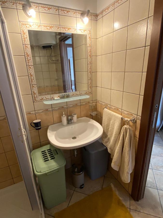 Lovely Sardinia Apartment Porto Torres Luaran gambar