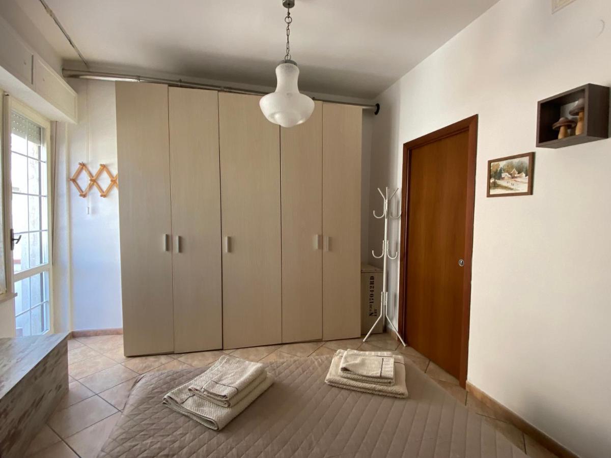 Lovely Sardinia Apartment Porto Torres Luaran gambar